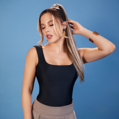 BLUSA BÁSICA MOLDEADORA