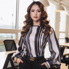 BLUSA CAMISERA ESTAMPADO...