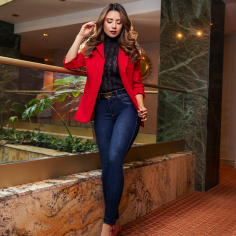 JEAN SKINNY TIRO MEDIO