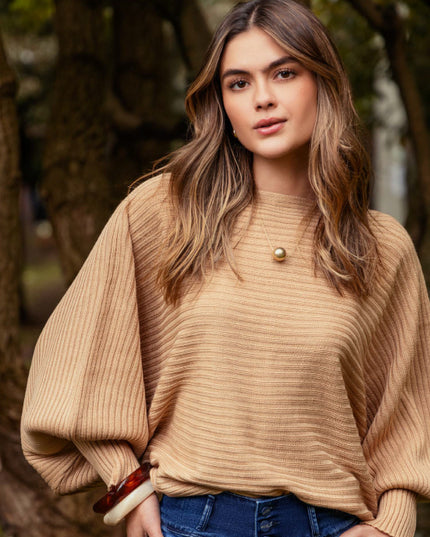 SWEATER CUELLO BANDEJA MANGA LARGA COLOR CAMEL