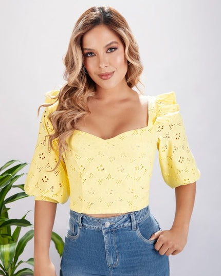 Blusa Amarilla en Ojalillo Licrado — Colección Verano