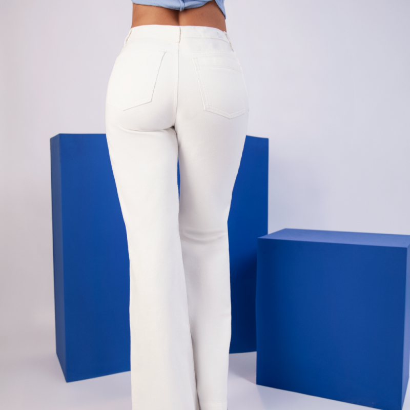 JEANS TIRO ALTO SIN REALCE